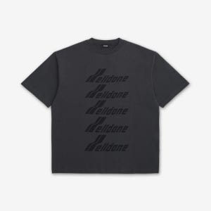 [웰던] 프론트 로고 반소매 티셔츠 - 차콜 / WDTP620074UCH WDTP620074UCHSS26