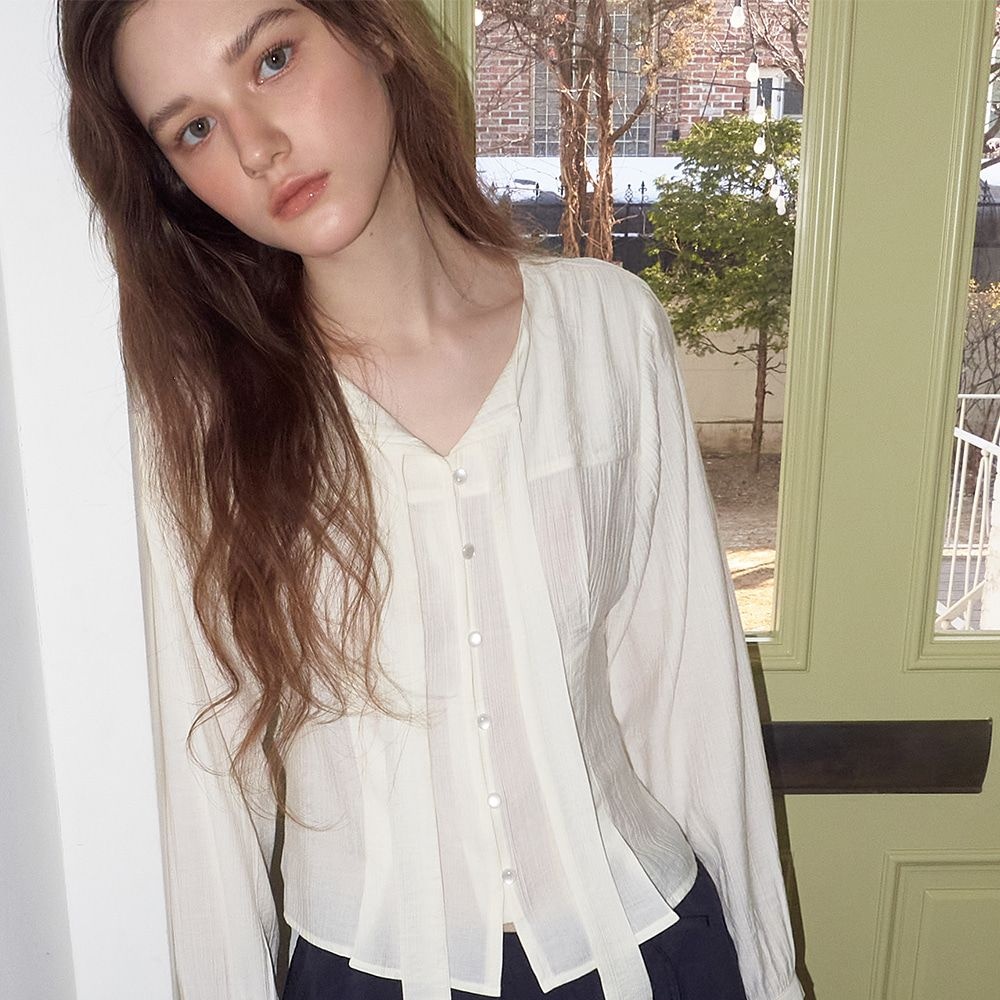 에트몽 Tie Pintuck Blouse, Ivory