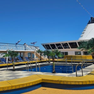 일본 봄맞이특가 부산항출발 큐슈크루즈 3일 효도크루즈 패키지 여행