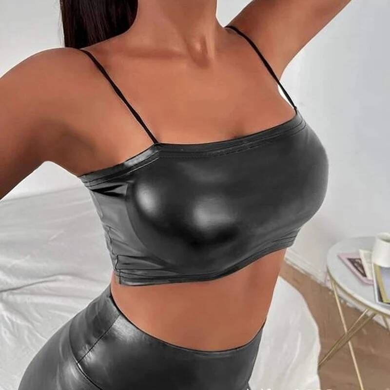 언더붑 홀터넥 나시 탱크탑 여자 여성 패션 클럽웨어 탑 블랙 페이턴트 가죽 민소매 탱크 백 성숙한 크롭 조끼 폴