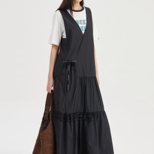 [럭키슈에뜨]Lettering Tape Point Layering Long Dress (black) 블랙 LFDAM26450BKX