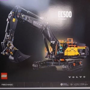 레고 Volvo EC500 Hybrid 굴착기 (42215)