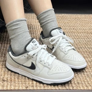 나이키 덩크 로우 85 화이트 여성용 운동화 HV1800-101