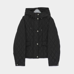 버버리 26FW 다이아몬드 퀼팅 내부체크 크롭 후드 여성 자켓 8110329