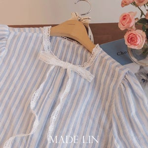 [뉴디자인추가] [촘촘펀칭] [~여름까지] [레이스리본] [베스트특가 9천원 할인]MADE LIN마르네 레이스 스트라이프 반팔 블라우스[size:F,1].