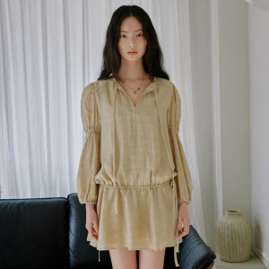 [오앨] DRAPE TIE MINI DRESS_BEIGE