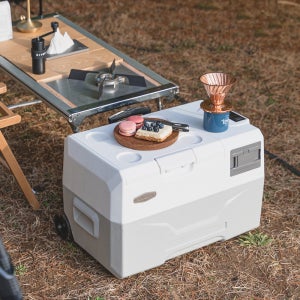 스미스앤스미시 차량용냉장고 유 무선 겸용 캠핑냉장고 휴대용 아이스투고 30L 화이트