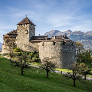 달리 샤갈미술관 비즈니스석 탑승 패키지 12일 작지만 아름다운 소공국