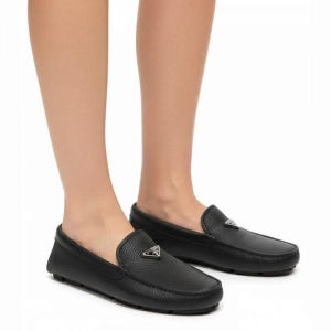 프라다 MUST IT_ 사피아노 가죽 남성 드라이빙 슈즈 로퍼 2DD179 F0002