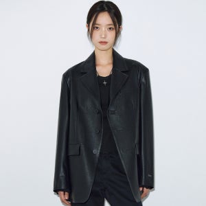 테일러드 오버핏 레더 블레이저