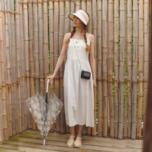 [모우트] PINTUCK SLEEVELESS DRESS (off white)