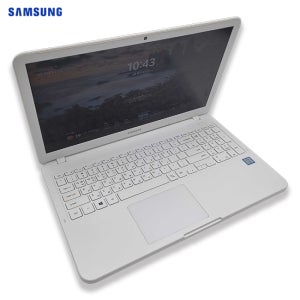 리퍼비시 삼성 i5 8TH RAM 16GB 756GB 15.6인치 화이트 리퍼 노트북