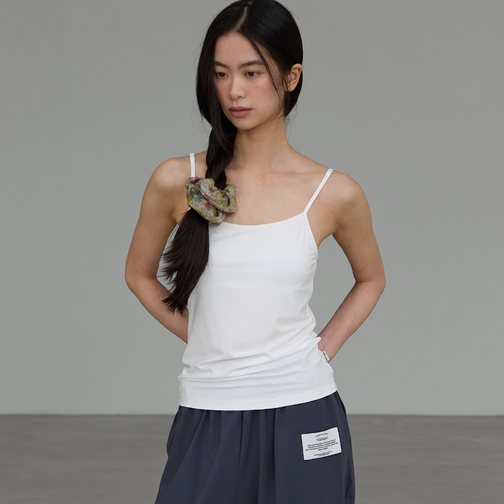 [미치코런던 코시노] (캡 내장) Basic Modal Sleeveless White