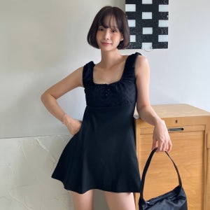 [로제프란츠] [한빛 PICK] Flower Punching Mini Dress [Black]