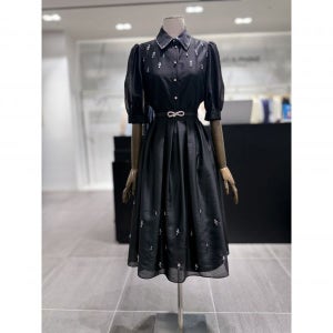 모조에스핀 비즈장식 블라우스 플레어스커트셋업 S262MSC022 S262MSD011BK  55  블랙  55