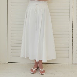 [리엘] Via flare skirt (white)