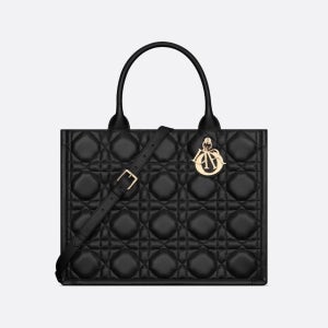 디올 매크로까나쥬 카프스킨 북 토트 미듐 백 블랙 M1324OWHP M900 Book Tote 미디엄 백M1324OWHP 155396557