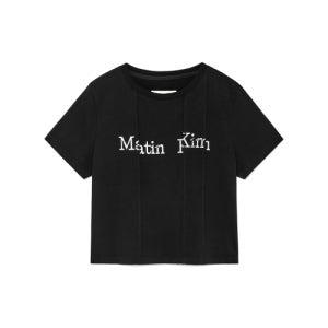 [마뗑킴] UNBALANCE LOGO CROP TOP IN BLACK MK2600TS707VBB