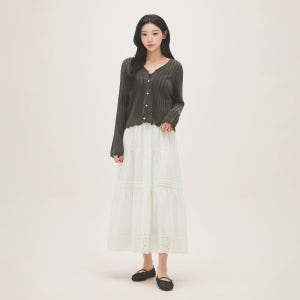 로엠 코튼 아일렛 밴딩 롱 스커트 RMWHG25R13
