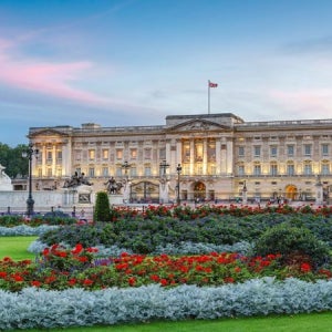 11월13일 프랑스 영국 2국 9일 파리시내호텔2박 1일자유일정 고흐마을 오베르 에펠탑 세느강유람선 베르사유궁VS윈저성 옥스포드 코츠월즈 맛5