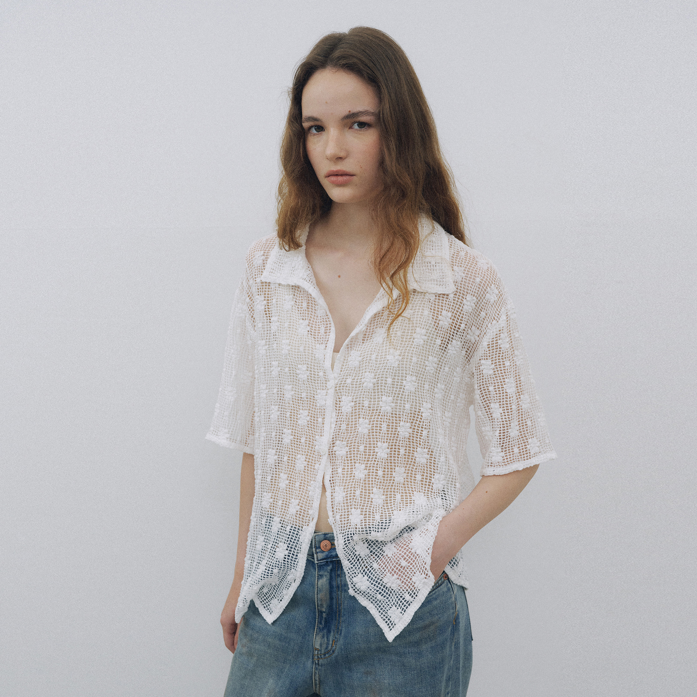 [아유서울] FLORAL JACQUARD SHEER SHIRT, WHITE