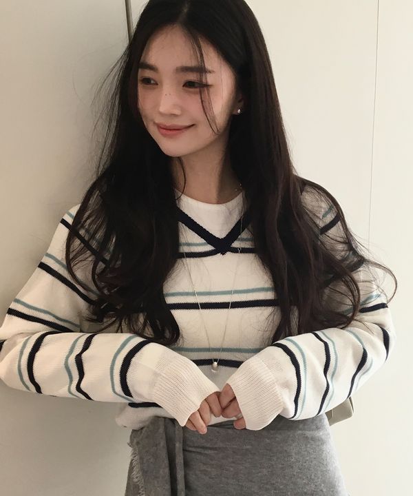 [아워호프] 린넨 헤더 스트라이프 브이넥 니트 - Ivory_HC26SP-KN05-IVO