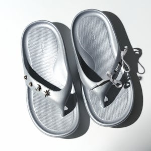 [기호] [보라끌레르 Pick] FLOWY FLIP-FLOPS / SILVER