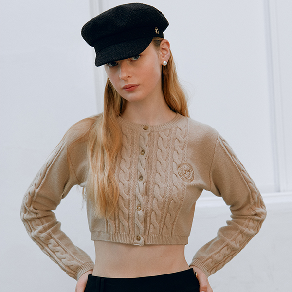 [로라로라] CROP CABLE KNIT CARDIGAN BEIGE
