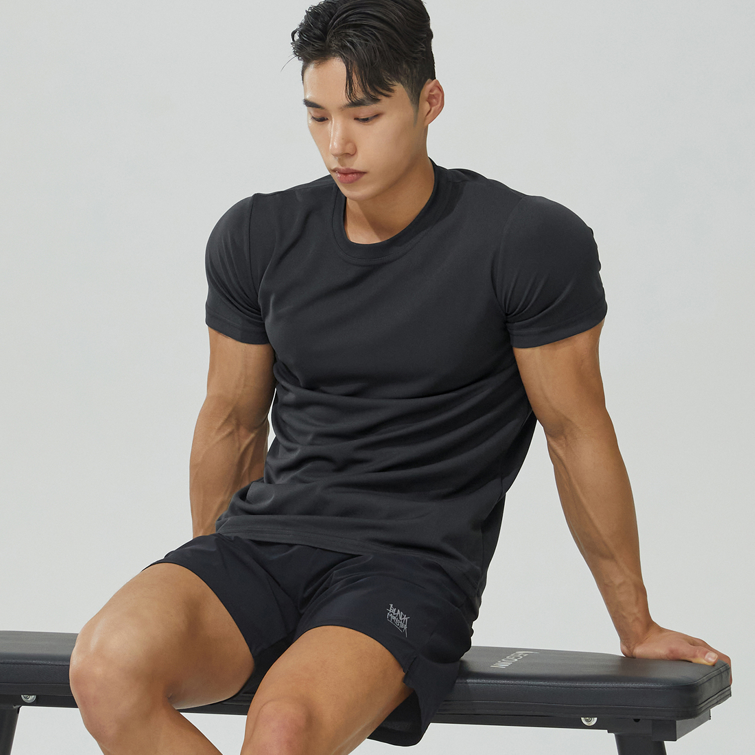 블랙몬스터핏 무지 헬스복 쿨론티셔츠 헬스반바지 운동복 대표 이미지