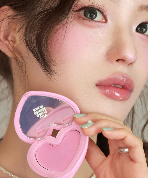 릴리바이레드 러브빔 치크밤