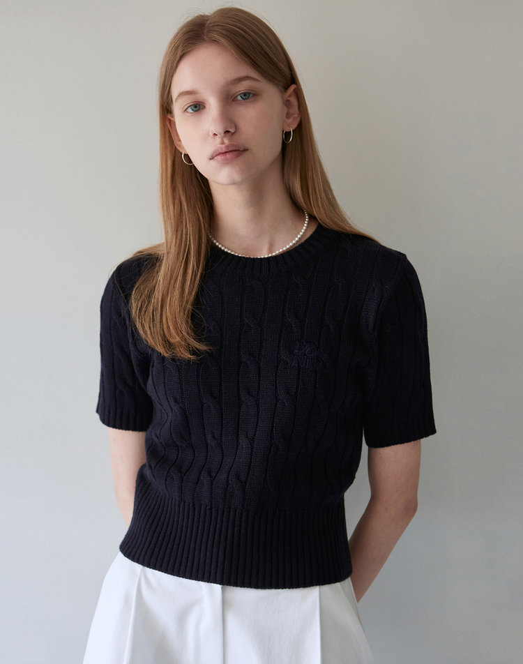 [얀13] LOGO CABLE SHORT SLEEVE KNIT_NAVY H130XX03740