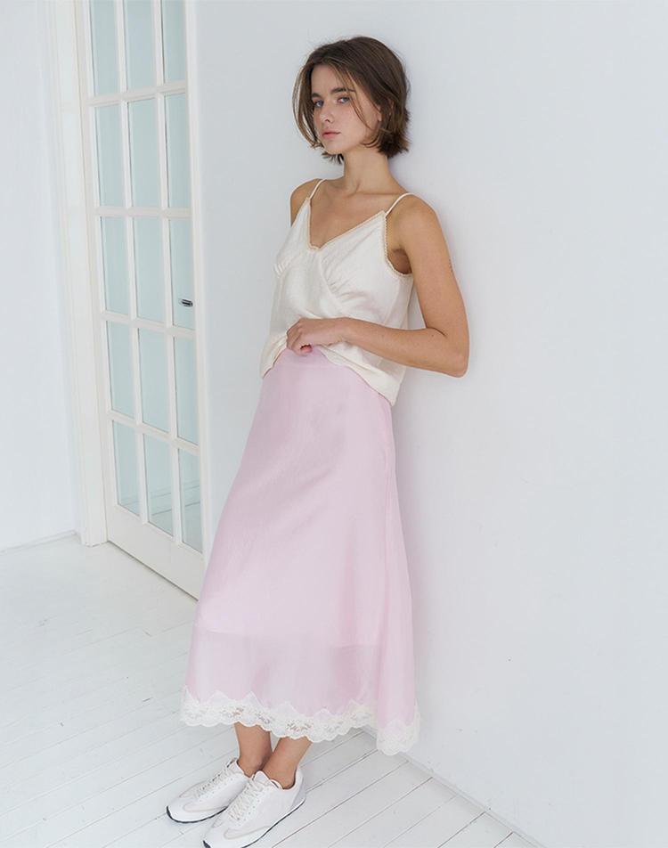 [벰버] LACE TRIM SATIN MIDI SKIRT_PINK DP16XX00824