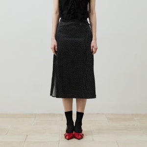 [아리] TINY DOT SLIT SKIRT / BLACK