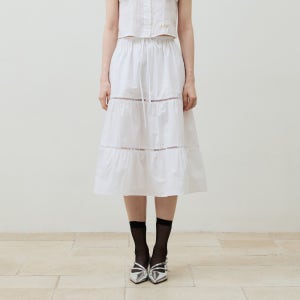 [아리] MUSE TIERED MIDI SKIRT / WHITE