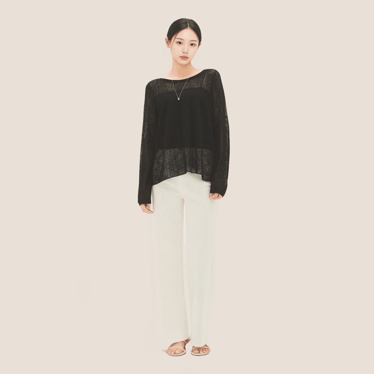 로엠 화이트 와이드 데님 팬츠 RMTJG26RT1