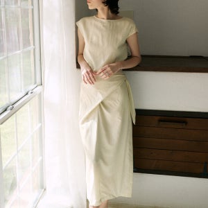 노우드 Drape Flow Dress (Cream)