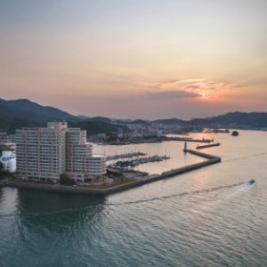 금호통영마리나리조트 조식+사우나 PKG+패밀리디럭스 경남 콘도예약