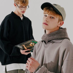 [더블유브이프로젝트] [패키지] 빅써클 오픈카라 맨투맨 2PACK JJMT7631
