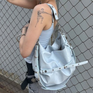 [여밈] slouchy bag (soda) YM26SMSD01BL