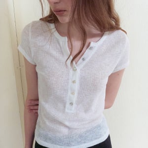 [에트몽] Half Open Button T-Shirt, White
