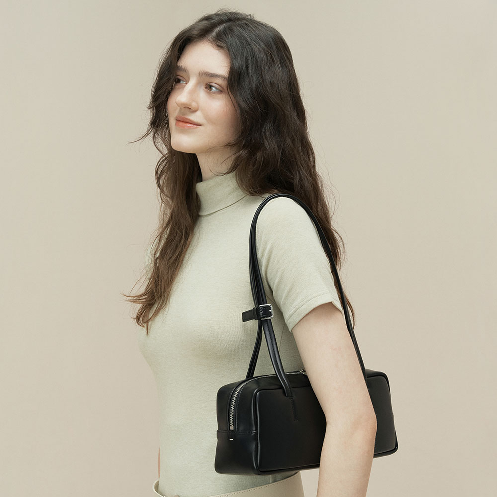 [스탠드오일] More Baguette Bag 모어 바게트백 / 블랙