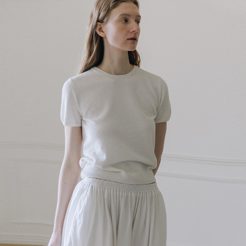 [페세스] June boucle knit (White)