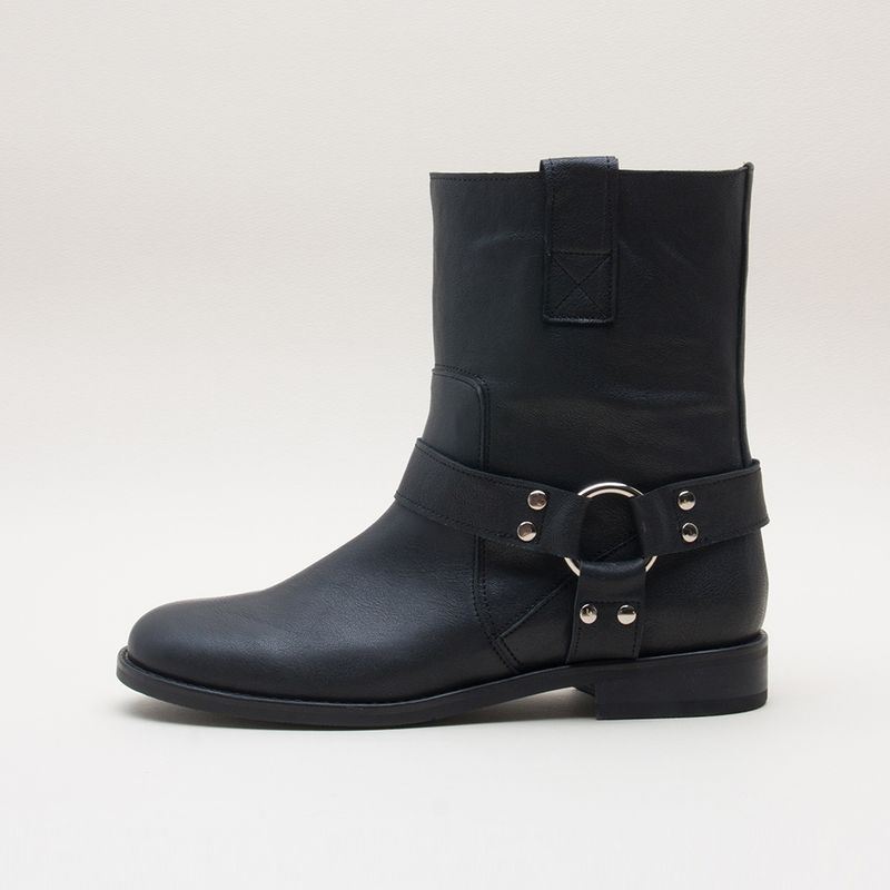 [국내정품] [6월 10일 배송] 카렌화이트 부츠 Childlike kw2521 2cm 214316  BLACK  245
