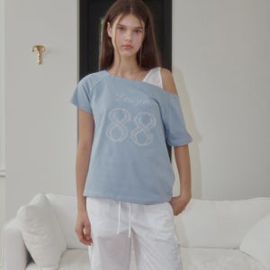 [로시로우] 88 Lace Off-Shoulder Tee sora 481 sora