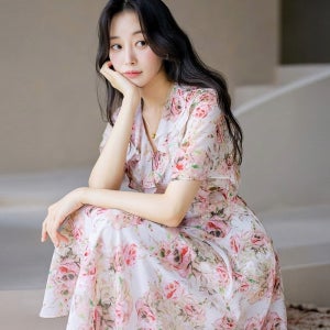 스타일온미 로지즈 핑크 플라워 러플 쉬폰 A라인 플레어 원피스