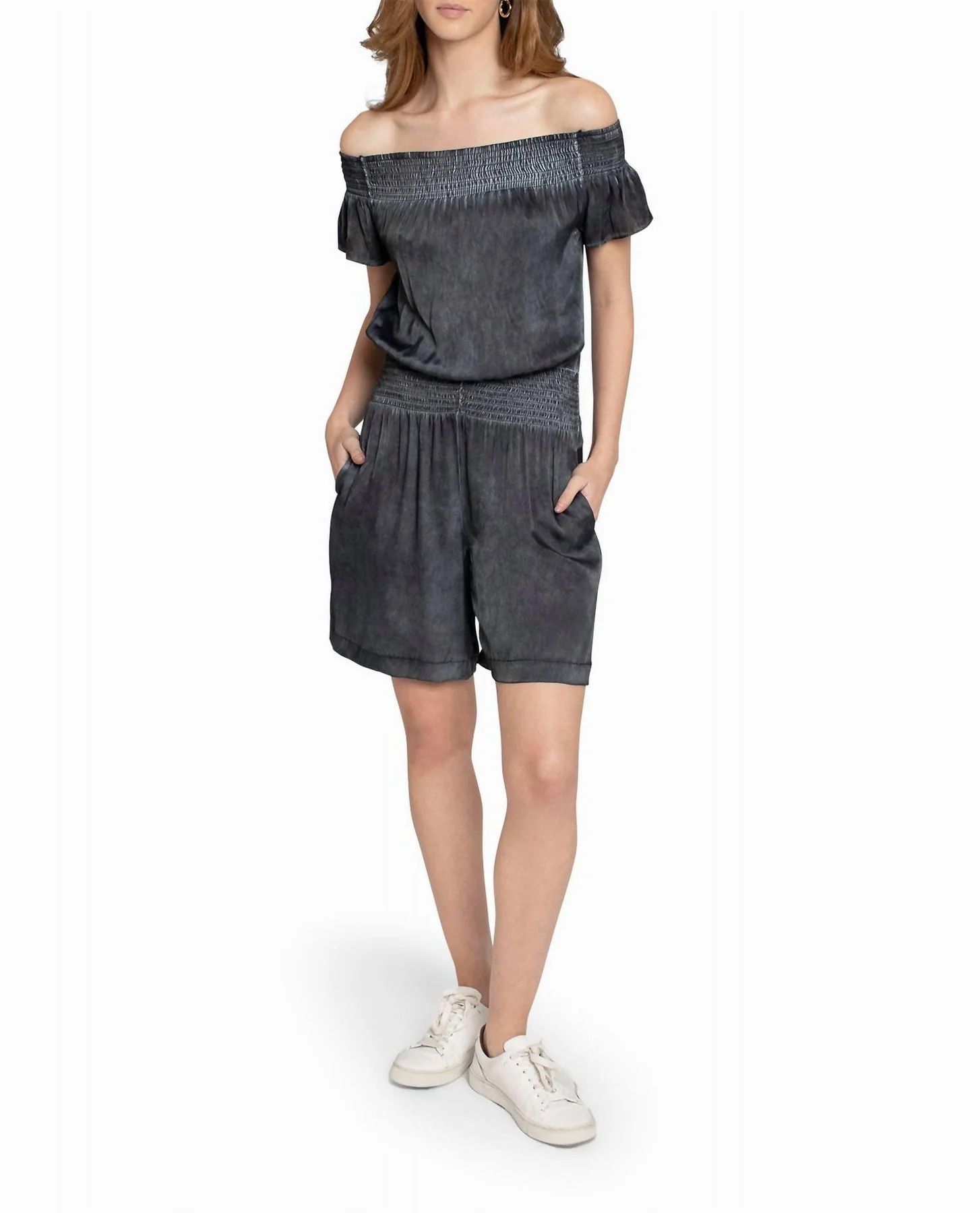 니콜밀러 오프 숄더 블랙 점프수트 더 garment dyed off the shoulder romper in black 8893519200316 156987226