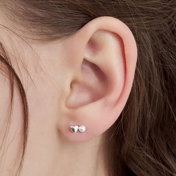 앵브록스 송해나 착용silver925 buddy heart pearl earring
