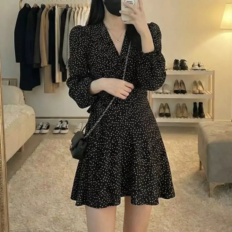 블랙 도트 랩 원피스데이트룩 미니원피스 쉬폰원피스 봄원피스 도트원피스