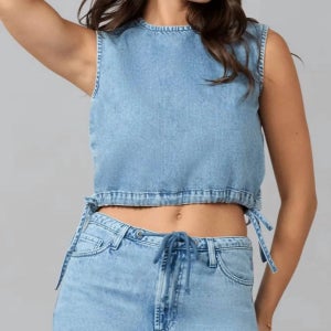 Lola Denim 여성 무소매 짧은 상의 파란색 민소매 데님 탑 블루 sleeveless denim top in blue 8926912151612 157280524