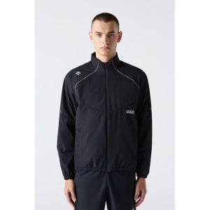 [데상트]홍태준 착용 러닝 메쉬 바람막이 블랙(SQ321RWB84) BLK0_BLACK SQ321RWB84_BLK0